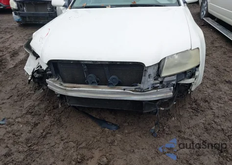 2006 Audi A8 L 4.2 z USA, uszkodzony, nr VIN WAUML44E56N003751